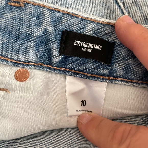 NWT Express Shorts size 10 - Picture 2 of 5